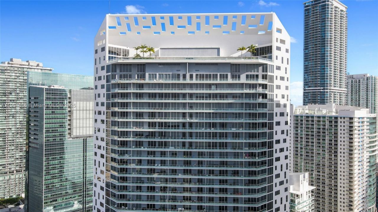 1300 Brickell Bay Dr, Unit 2403, Miami, FL 33131 Photo