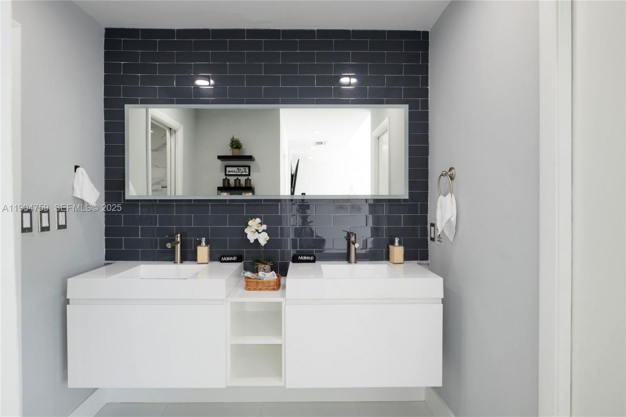 2980 SW 141st Ct, Miami, FL 33175 Photo