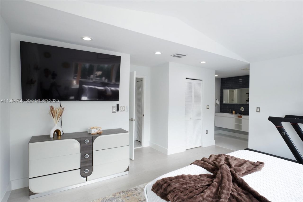 2980 SW 141st Ct, Miami, FL 33175 Photo