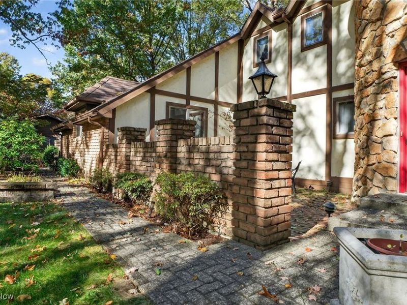 1585 Kent Street, Kent, OH 44240 Photo 10