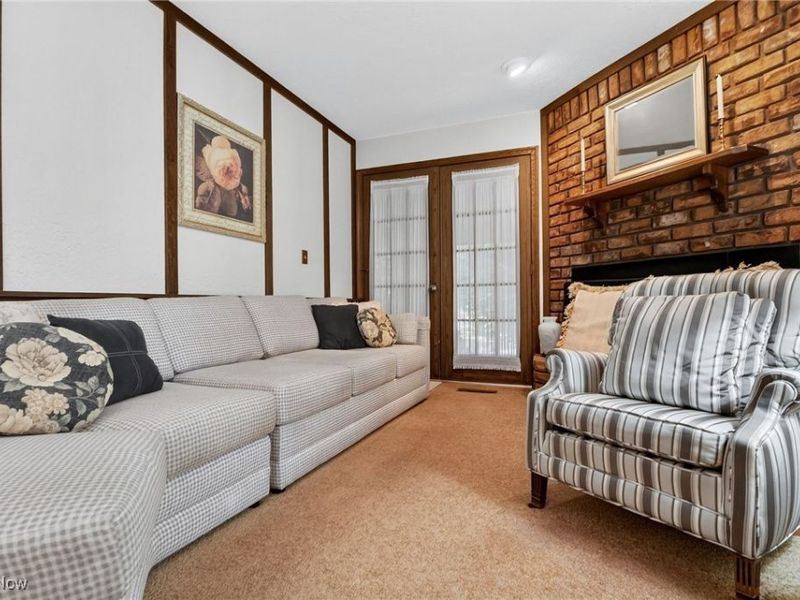 1585 Kent Street, Kent, OH 44240 Photo 21