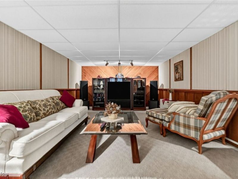 1585 Kent Street, Kent, OH 44240 Photo 40