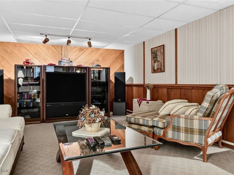 1585 Kent Street, Kent, OH 44240 Photo 48