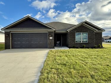 300 Whitley Way, Berea, KY 40403