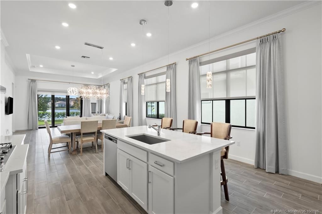 369 SE Fascino Circle, Port Saint Lucie, FL 34984 Photo