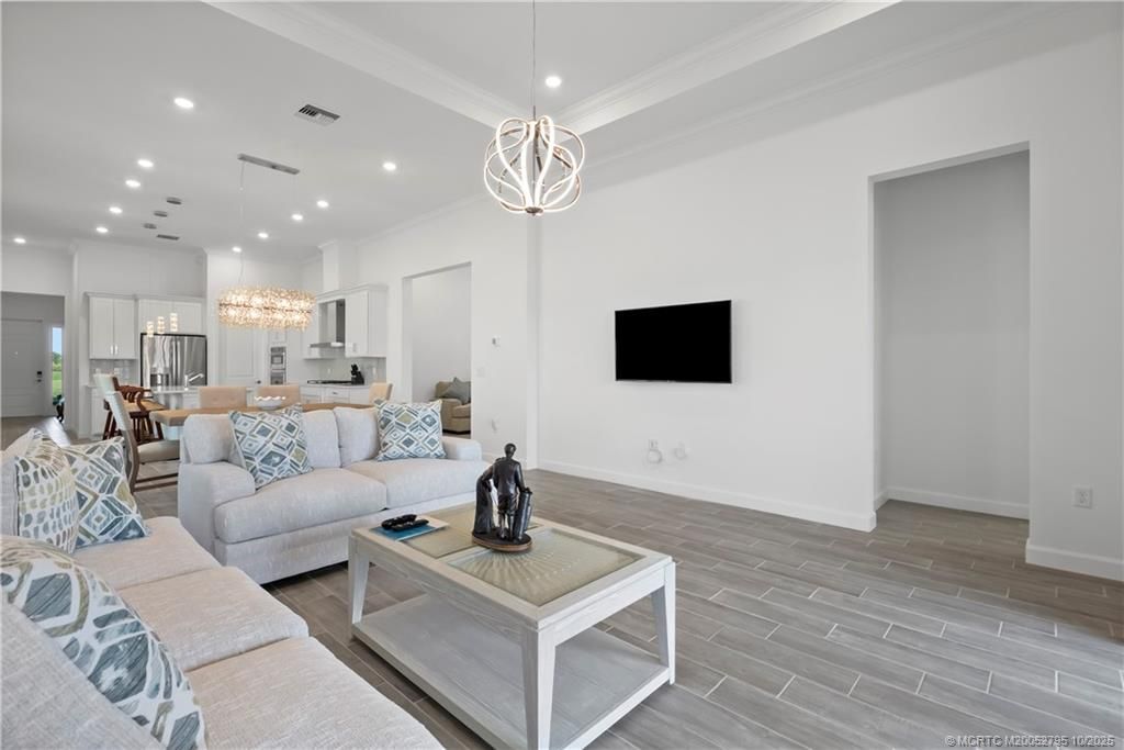 369 SE Fascino Circle, Port Saint Lucie, FL 34984 Photo