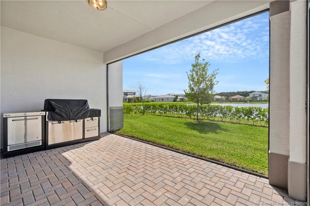 369 SE Fascino Circle, Port Saint Lucie, FL 34984 Photo