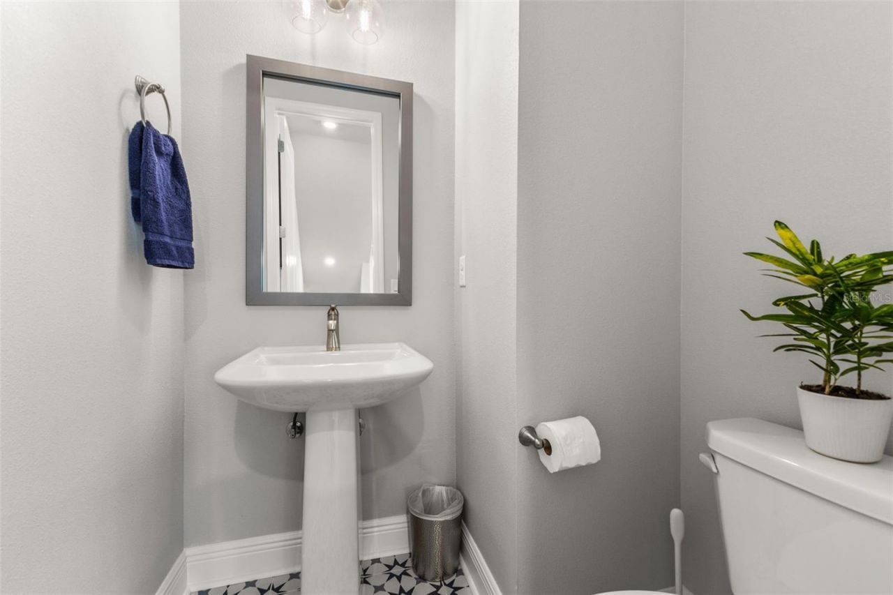 2467 Mangum Court, Sarasota, FL 34237 Photo