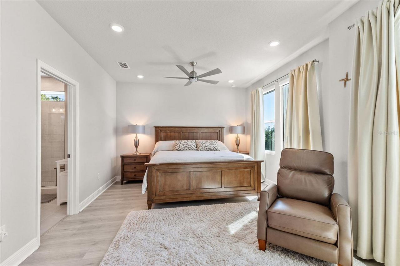 2467 Mangum Court, Sarasota, FL 34237 Photo