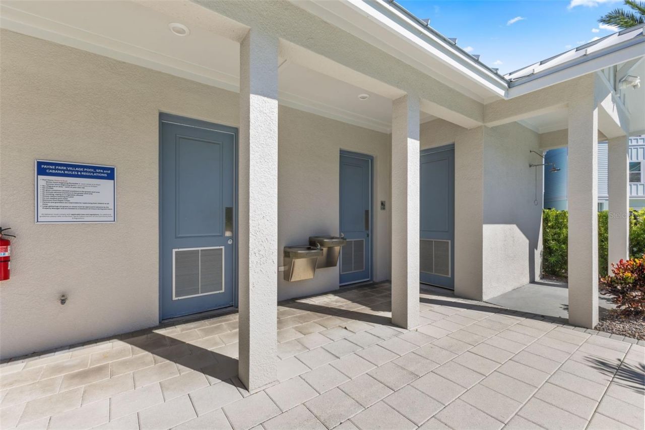 2467 Mangum Court, Sarasota, FL 34237 Photo