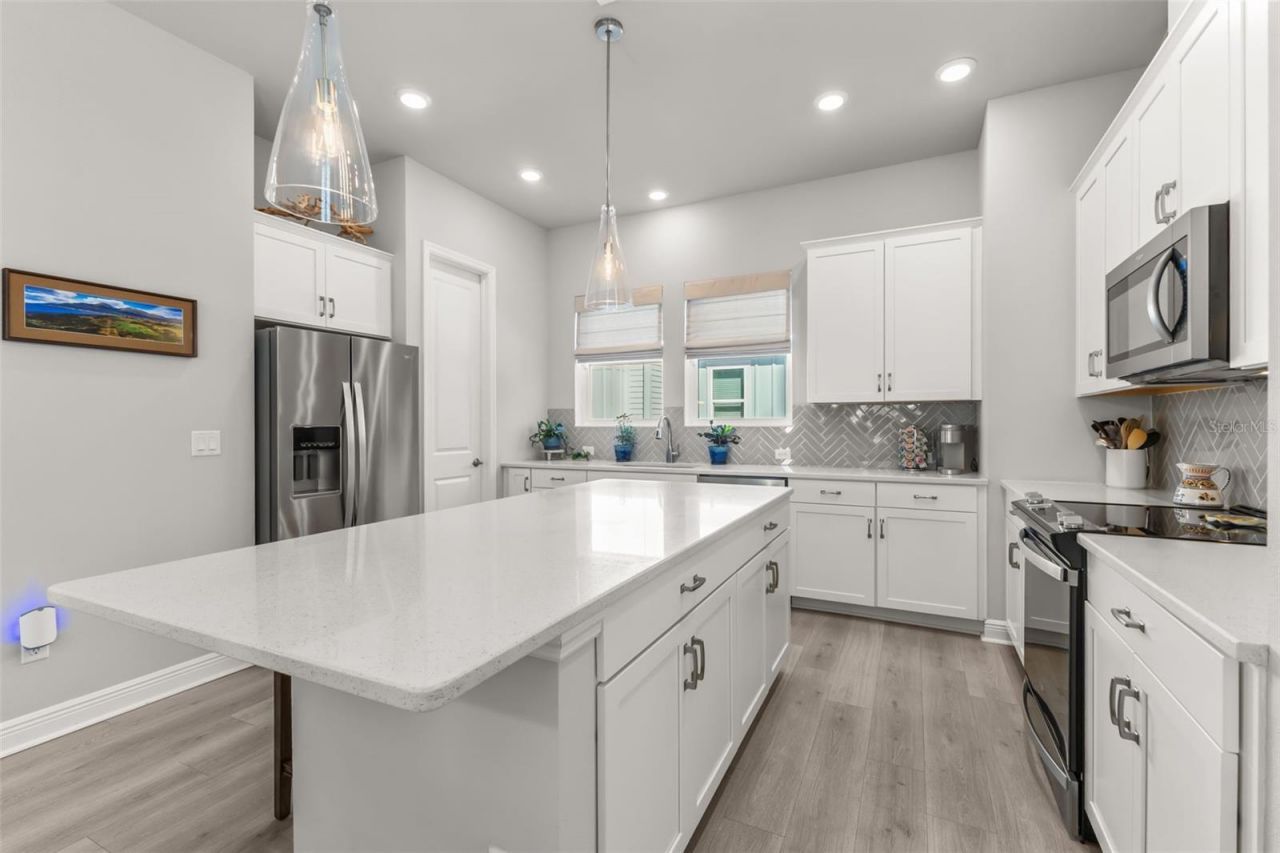 2467 Mangum Court, Sarasota, FL 34237 Photo