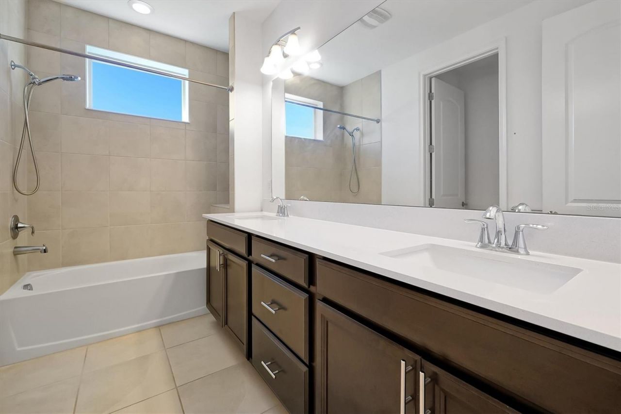 5200 Myrtleleaf Court, Saint Cloud, FL 34772 Photo