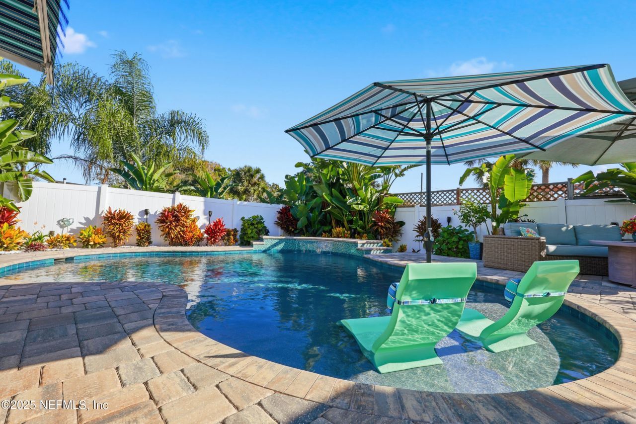 1443 10th Street N, Jacksonville Beach, FL 32250 Main Photo