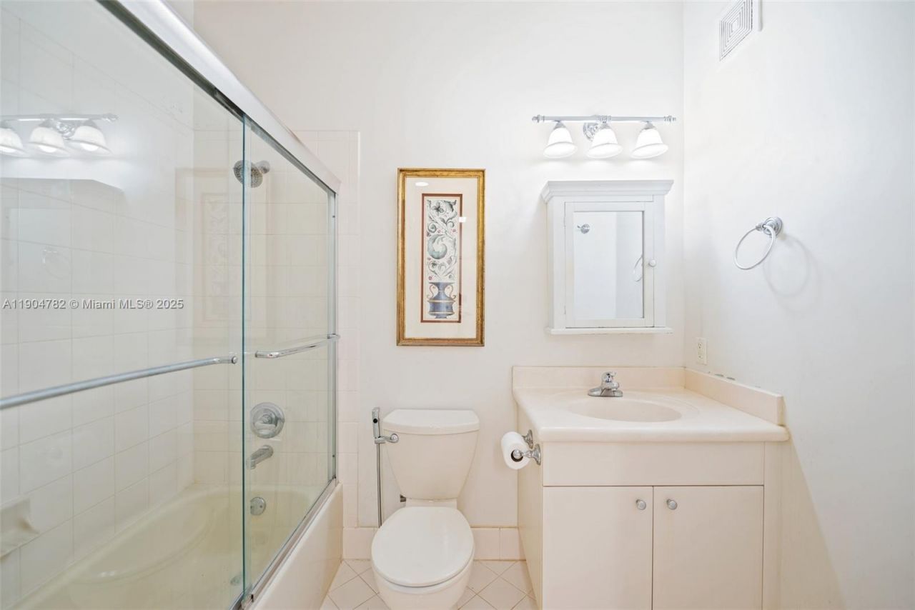 1634 Passion Vine Cir, Unit 31-2, Weston, FL 33326 Photo