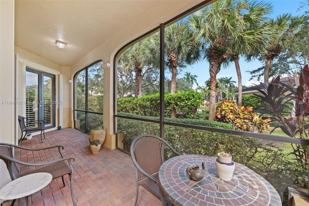 1634 Passion Vine Cir, Unit 31-2, Weston, FL 33326 Photo