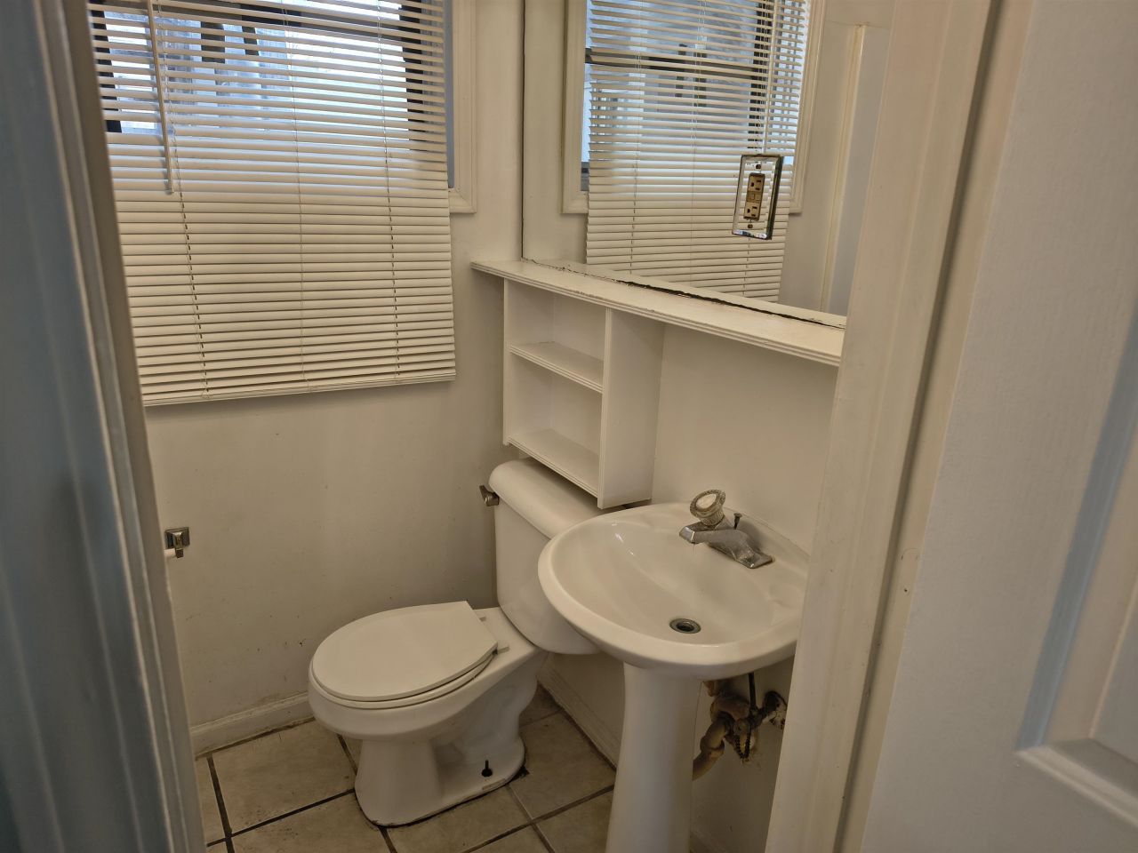 307 Flagg St. Photo 19