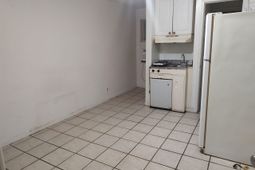 307 Flagg St. photo 4