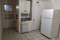 307 Flagg St. photo 4