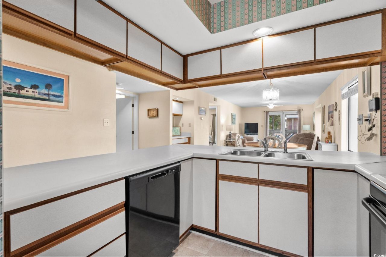 223 Maison Dr. Photo 14