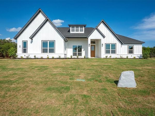 112 Dubois Road, Poolville, TX 76487