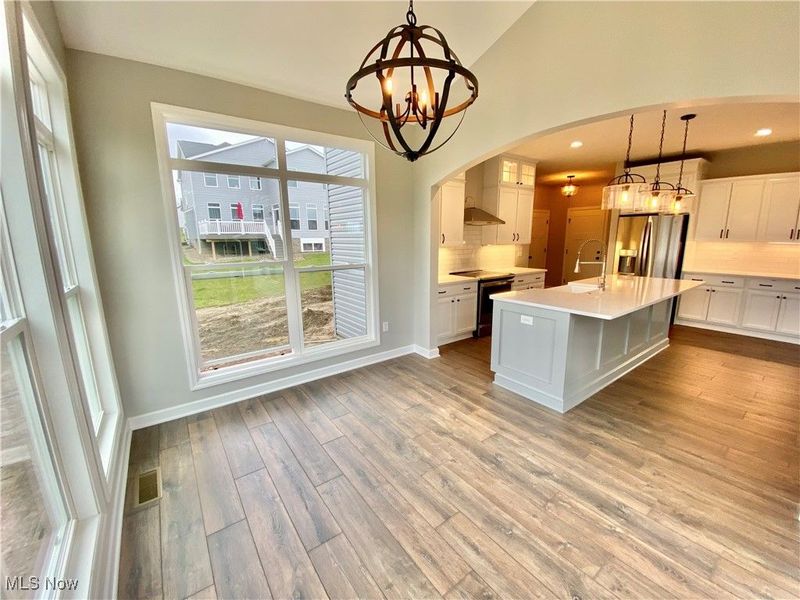 2335 Ledgestone Drive NW, Uniontown, OH 44685 Photo 10