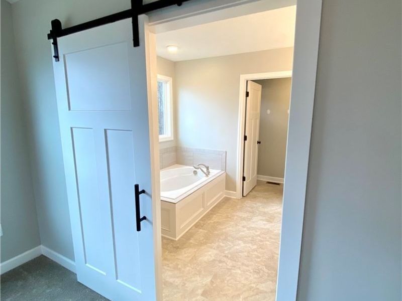 2335 Ledgestone Drive NW, Uniontown, OH 44685 Photo 17