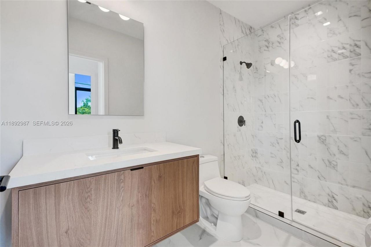 527 NE 61st St, Miami, FL 33137 Photo