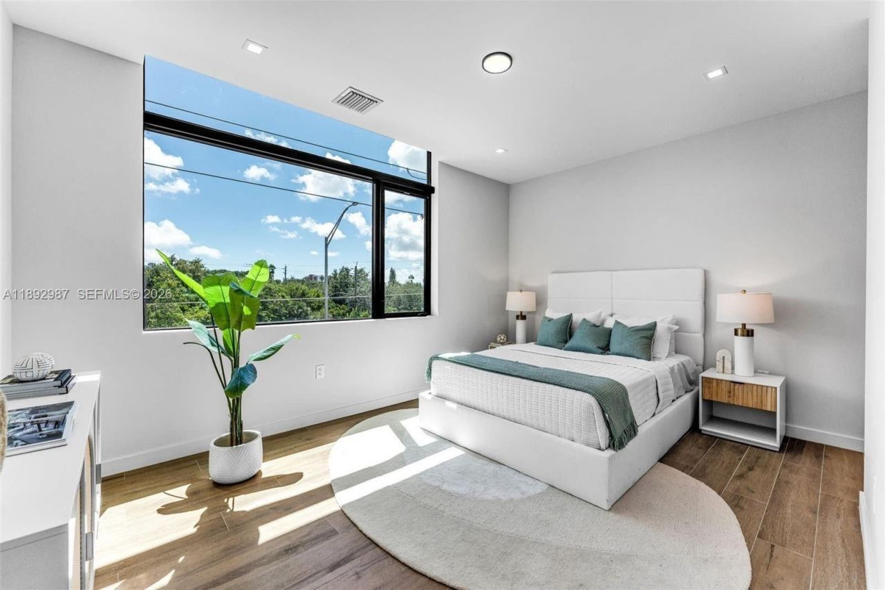 523 NE 61st St, Miami, FL 33137 Photo