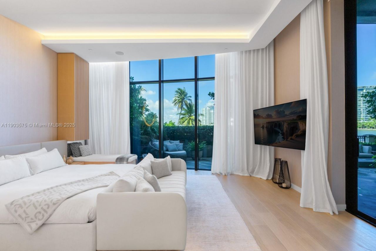 6800 Fisher Island Dr, Unit 6811, Miami Beach, FL 33109 Photo