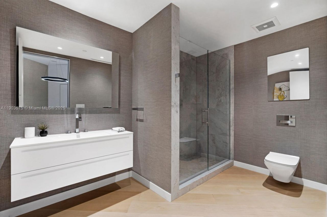 6800 Fisher Island Dr, Unit 6811, Miami Beach, FL 33109 Photo