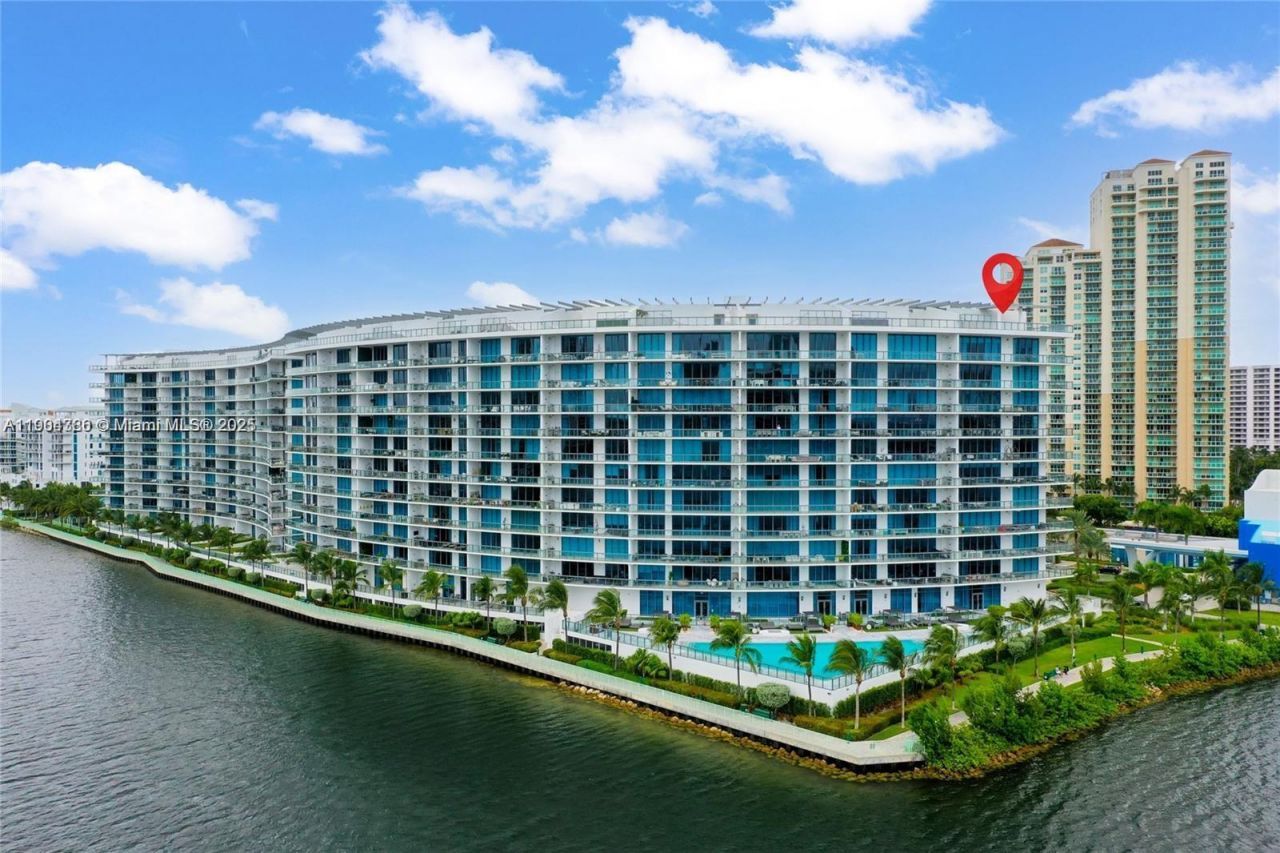 3300 NE 188th St, Unit 818, Aventura, FL 33180 Photo