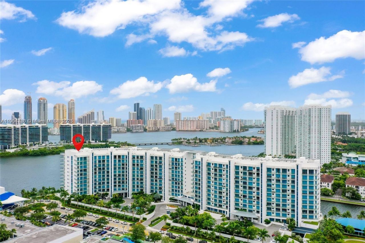 3300 NE 188th St, Unit 818, Aventura, FL 33180 Photo