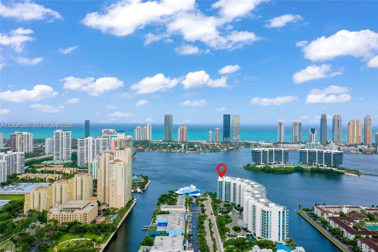 3300 NE 188th St, Unit 818, Aventura, FL 33180 Photo