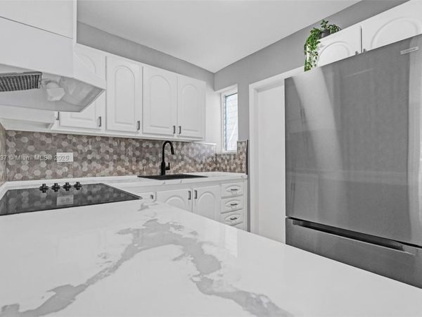 1150 Euclid Ave, Unit 305, Miami Beach, FL 33139