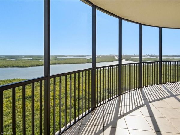 1050 Borghese LN, Unit 1804, NAPLES, FL 34114