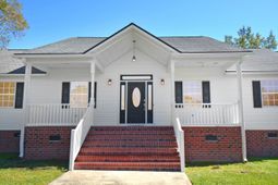 1004 Magnolia Lane photo 4