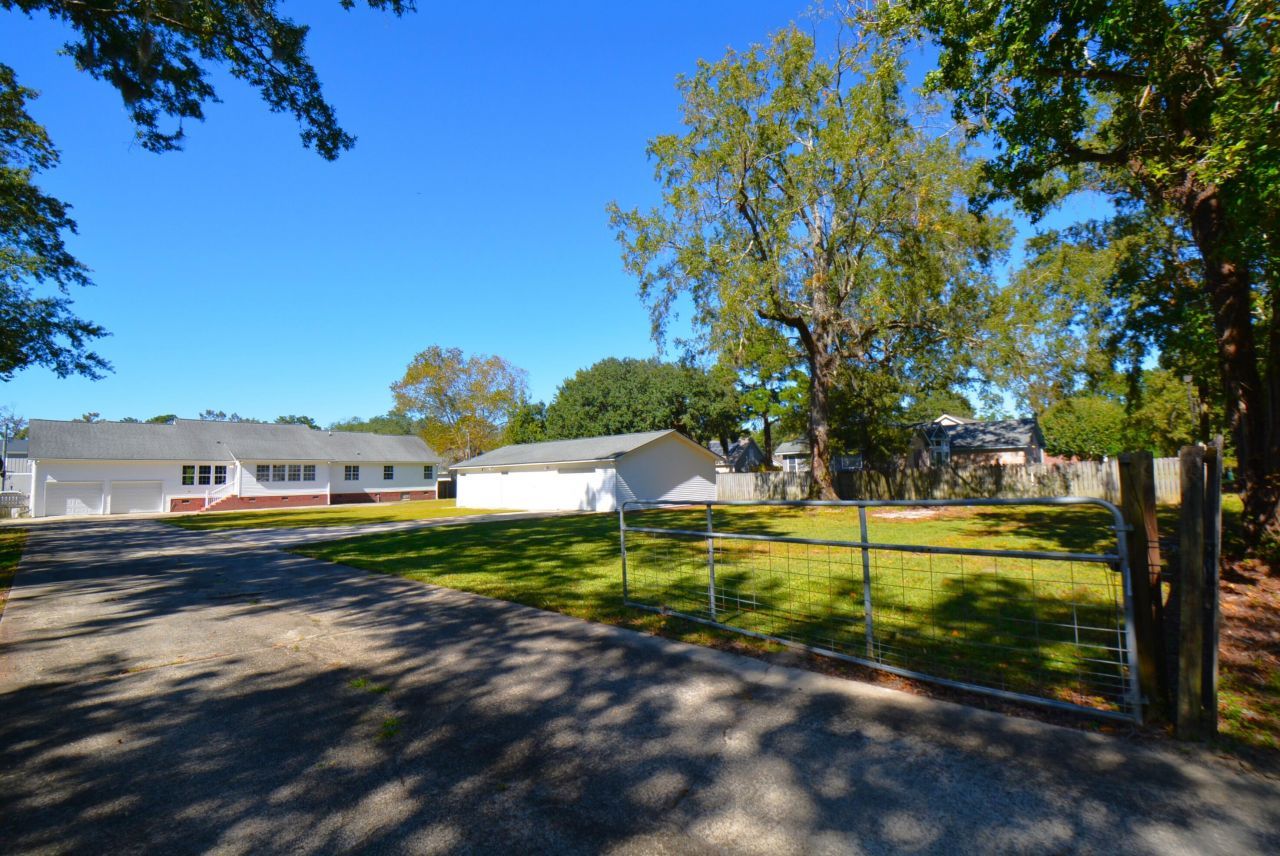 1004 Magnolia Lane Photo 45