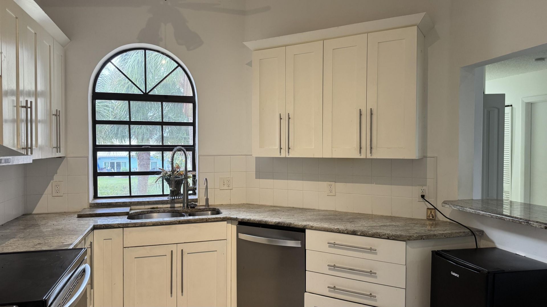 5243 Europa Drive, Unit J, Boynton Beach, FL 33437 Photo