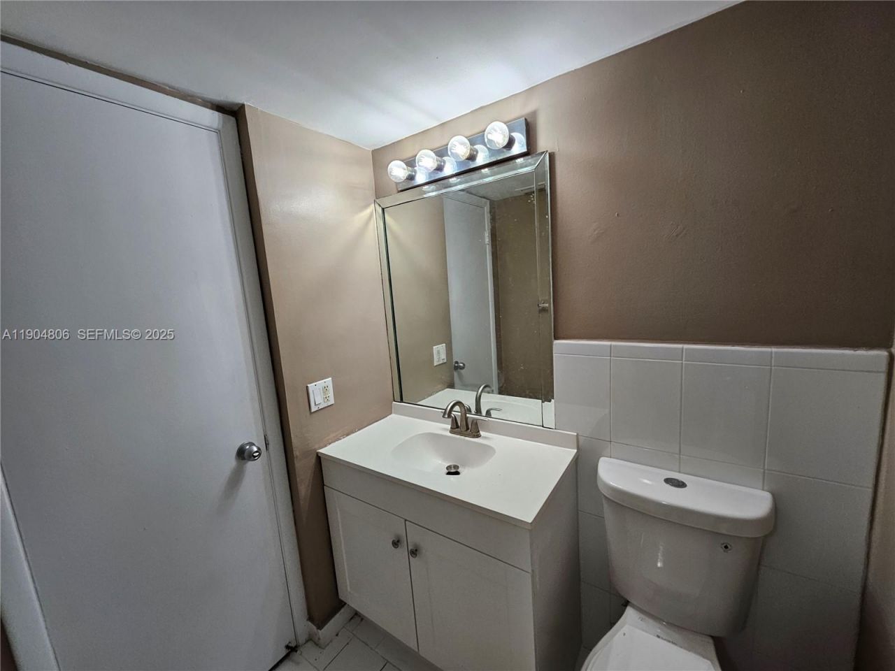 7490 Miami Lakes Dr, Unit A108, Miami Lakes, FL 33014 Photo