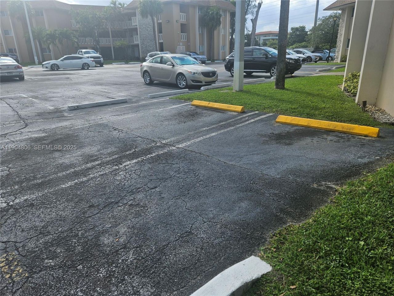 7490 Miami Lakes Dr, Unit A108, Miami Lakes, FL 33014 Photo