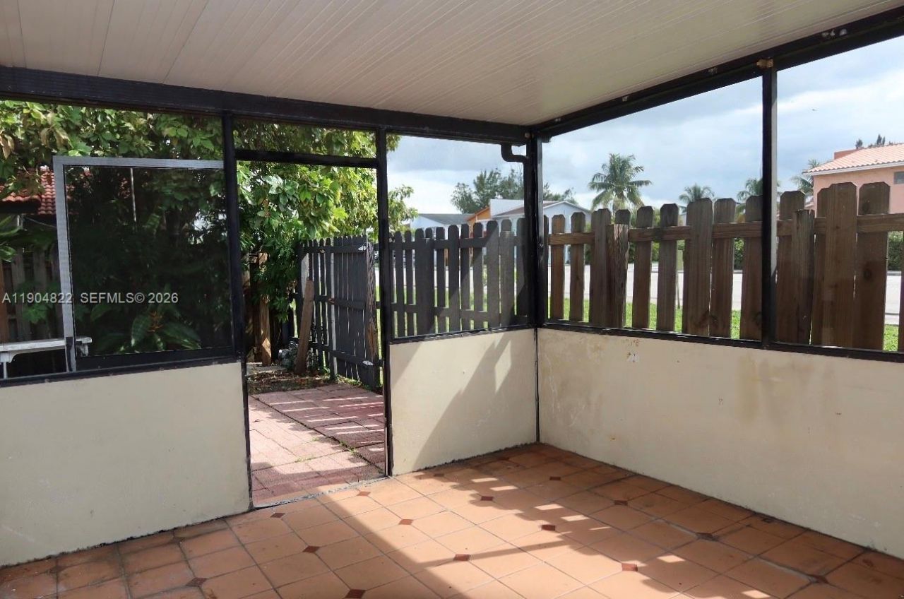 12059 SW 10th St, Unit 201, Miami, FL 33184 Photo