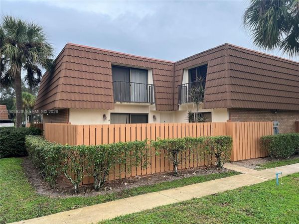 157 Heritage Way, West Palm Beach, FL 33407