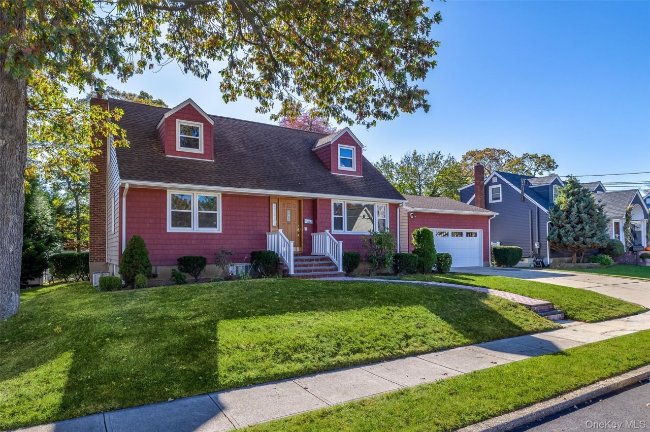 2360 Hamilton Road, North Bellmore, NY 11710 Main Photo