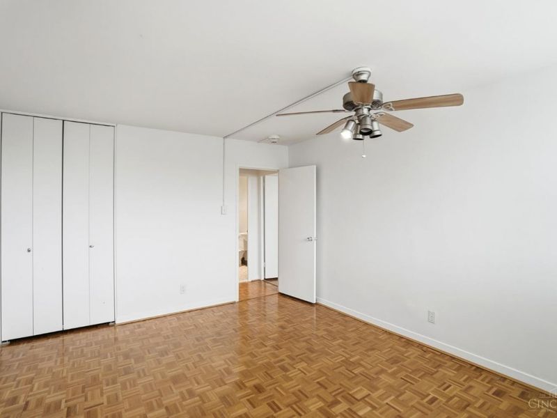 2324 Madison Road, Unit 403, Cincinnati, OH 45208 Photo 29