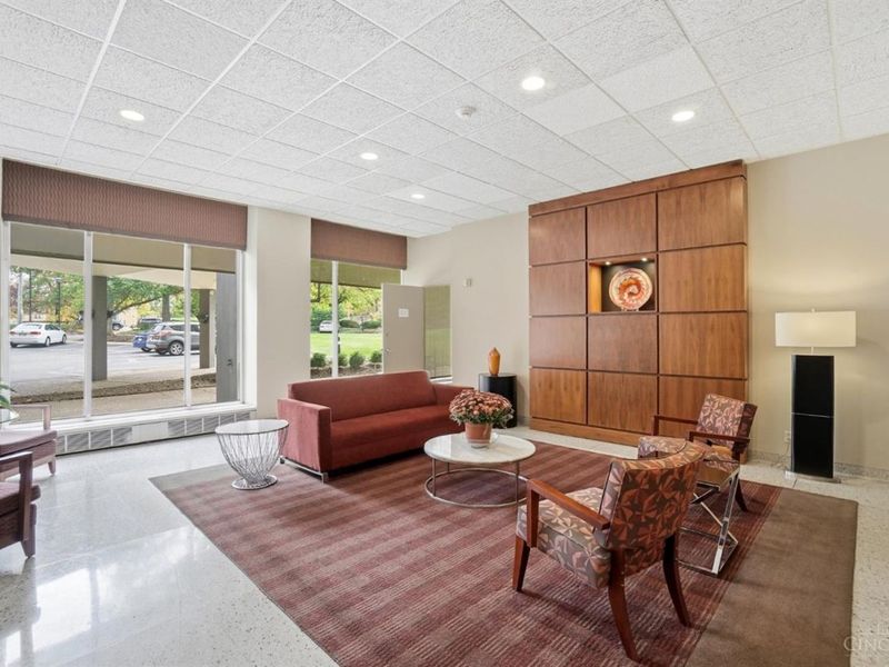 2324 Madison Road, Unit 403, Cincinnati, OH 45208 Photo 4