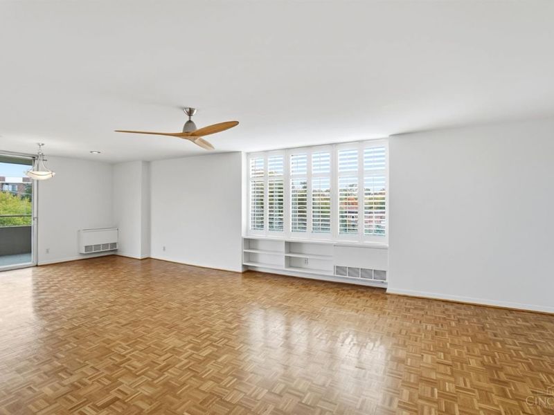2324 Madison Road, Unit 403, Cincinnati, OH 45208 Photo 8