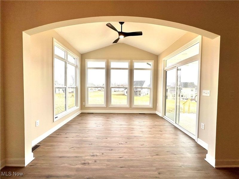 2319 Ledgestone Drive NW, Uniontown, OH 44685 Photo 5