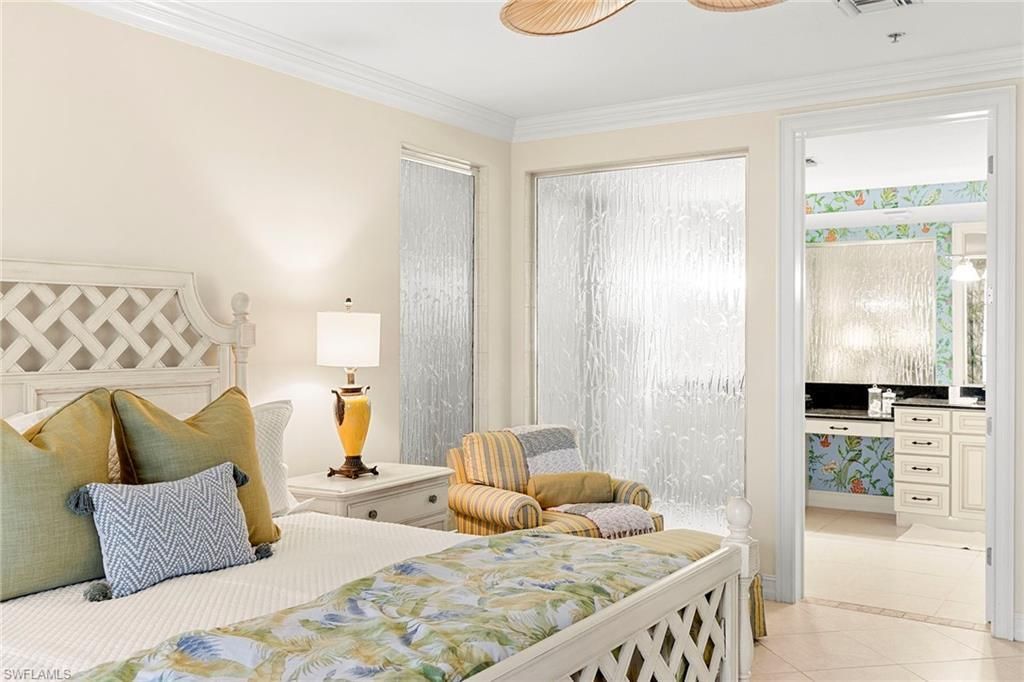 600 5th Ave S, Unit A211, Naples, FL 34102 Photo