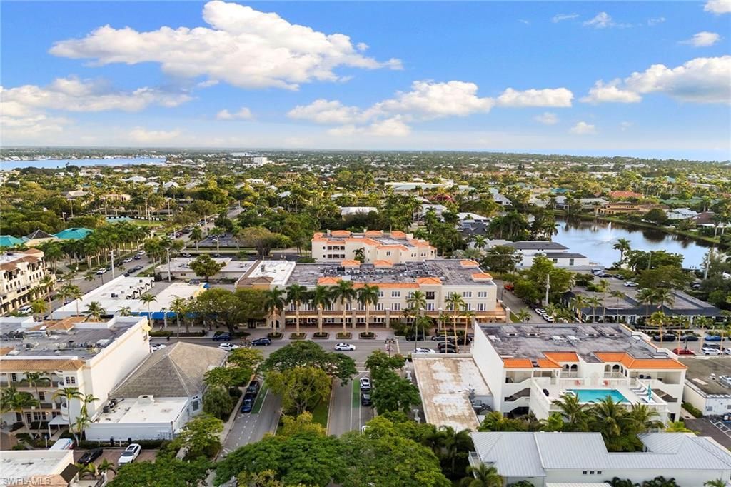 600 5th Ave S, Unit A211, Naples, FL 34102 Photo