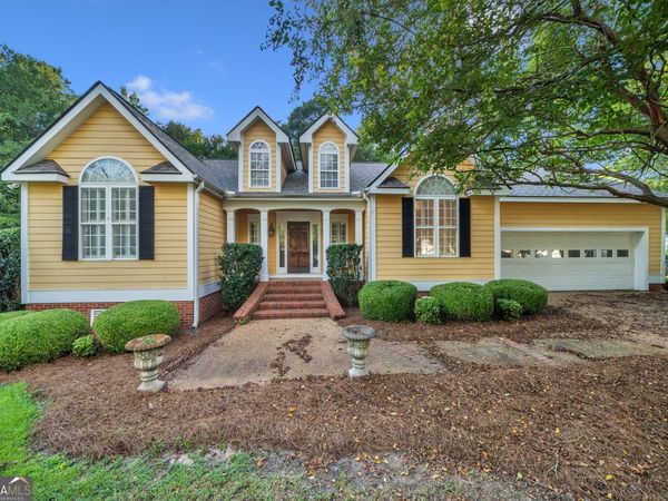 104 Westlake Circle, Americus, GA 31709